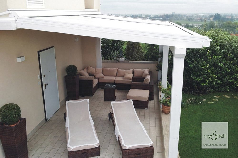 pergola-apribile-in-legno-per-terrazza-interna-con-giardino